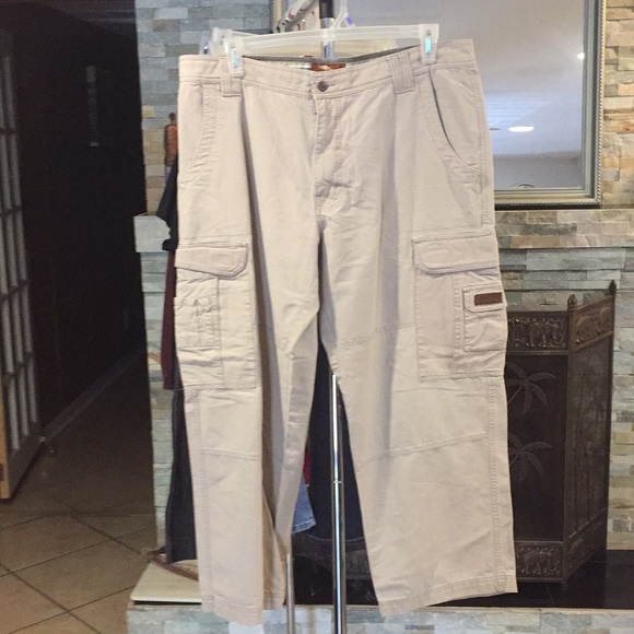 Bob Timberlake Other - Bob Timberlake 40/30 Pants good condition